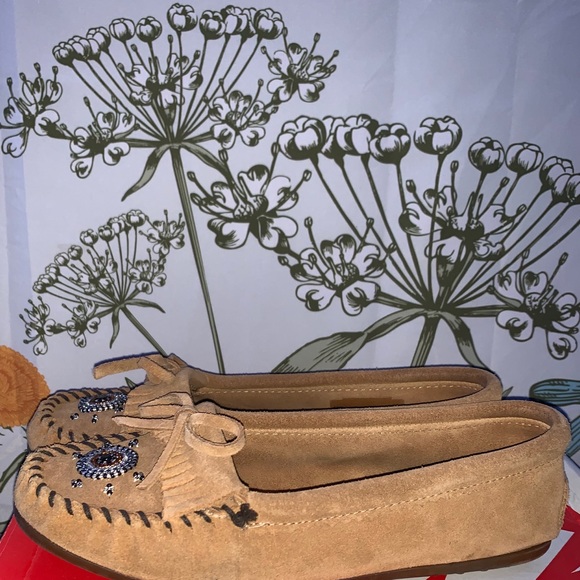 MinneTonka- Me To We Moc - Picture 3 of 5